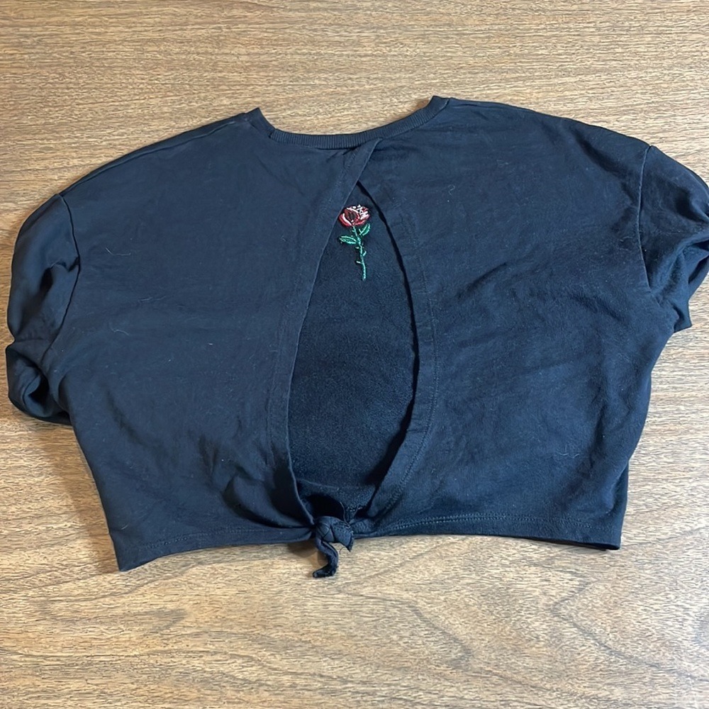 H&M Cropped Sweatshirt‎ - Picture 4 of 9